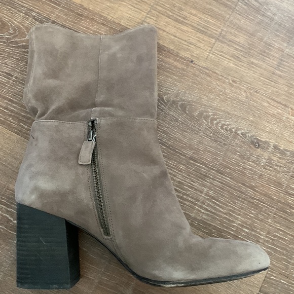 EILEEN FISHER Tan Suede Cinch Boots - sz 9 - Picture 7 of 15